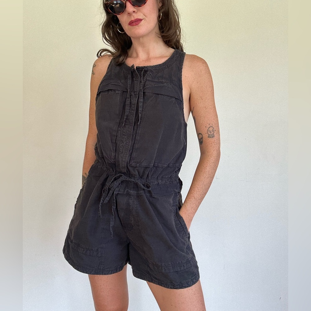 Free people cotton pocket romper. Size small - Picture 6 of 13